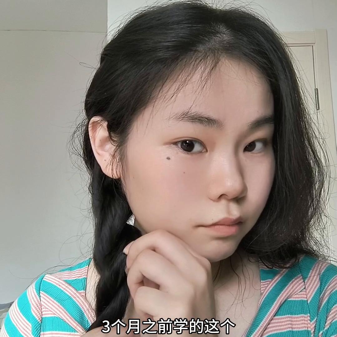 怎么从头皮就开始扎麻花辫,扎麻花辫的又快又好看的方法