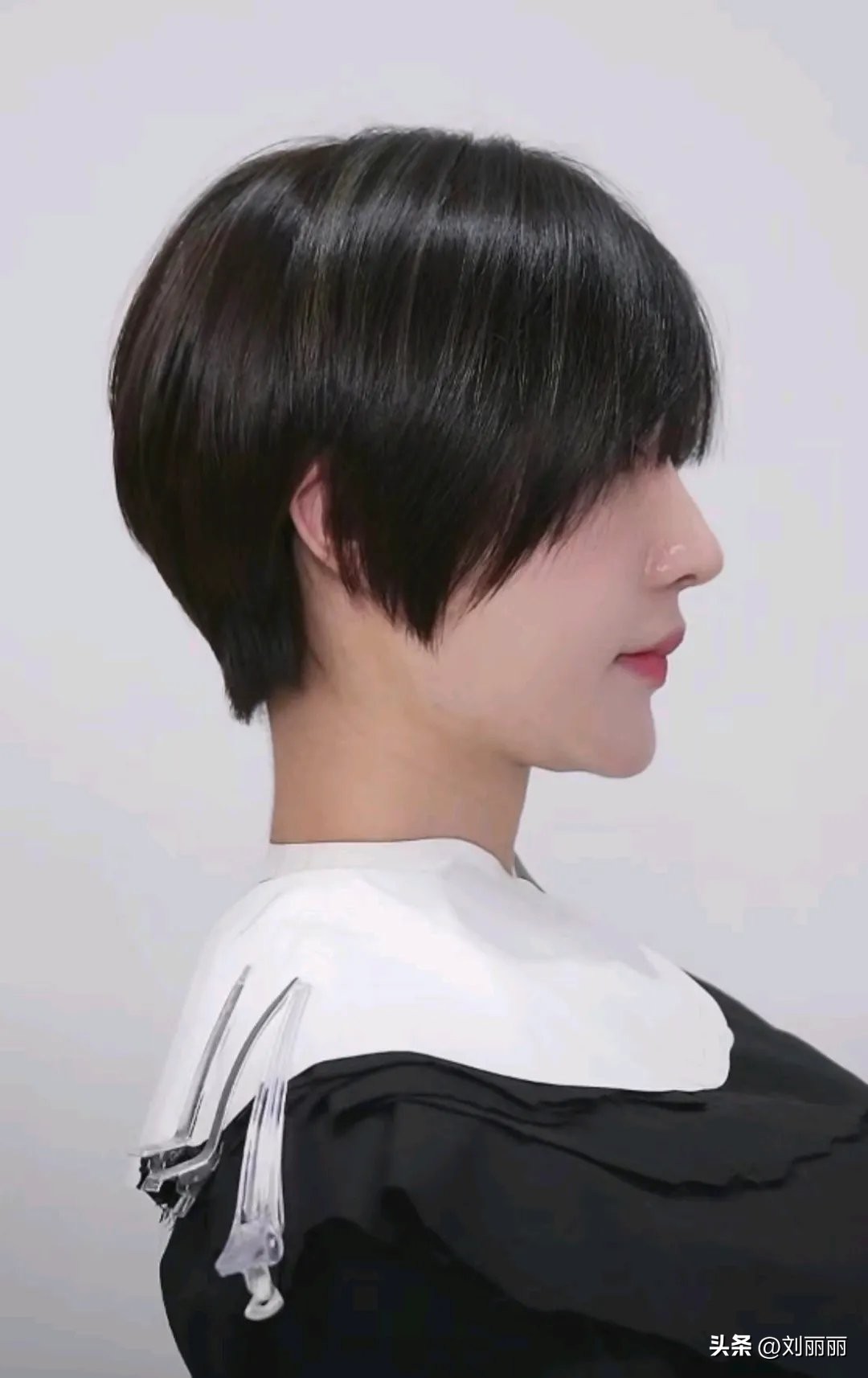 最新发型简单大方时尚又减龄,2020新潮发型精致发型