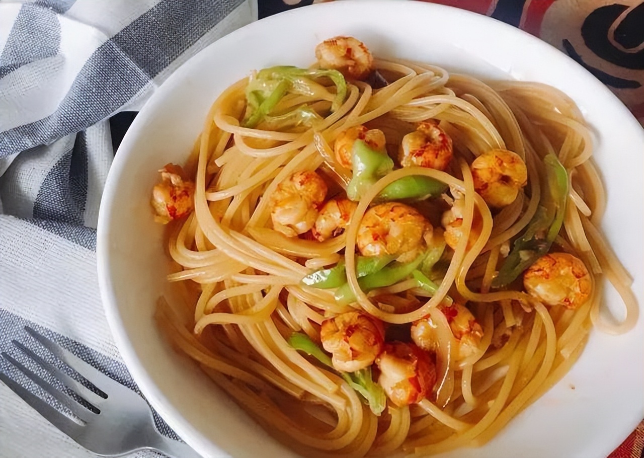 吃货必备多种小龙虾吃法,解锁让人陶醉的小龙虾吃法