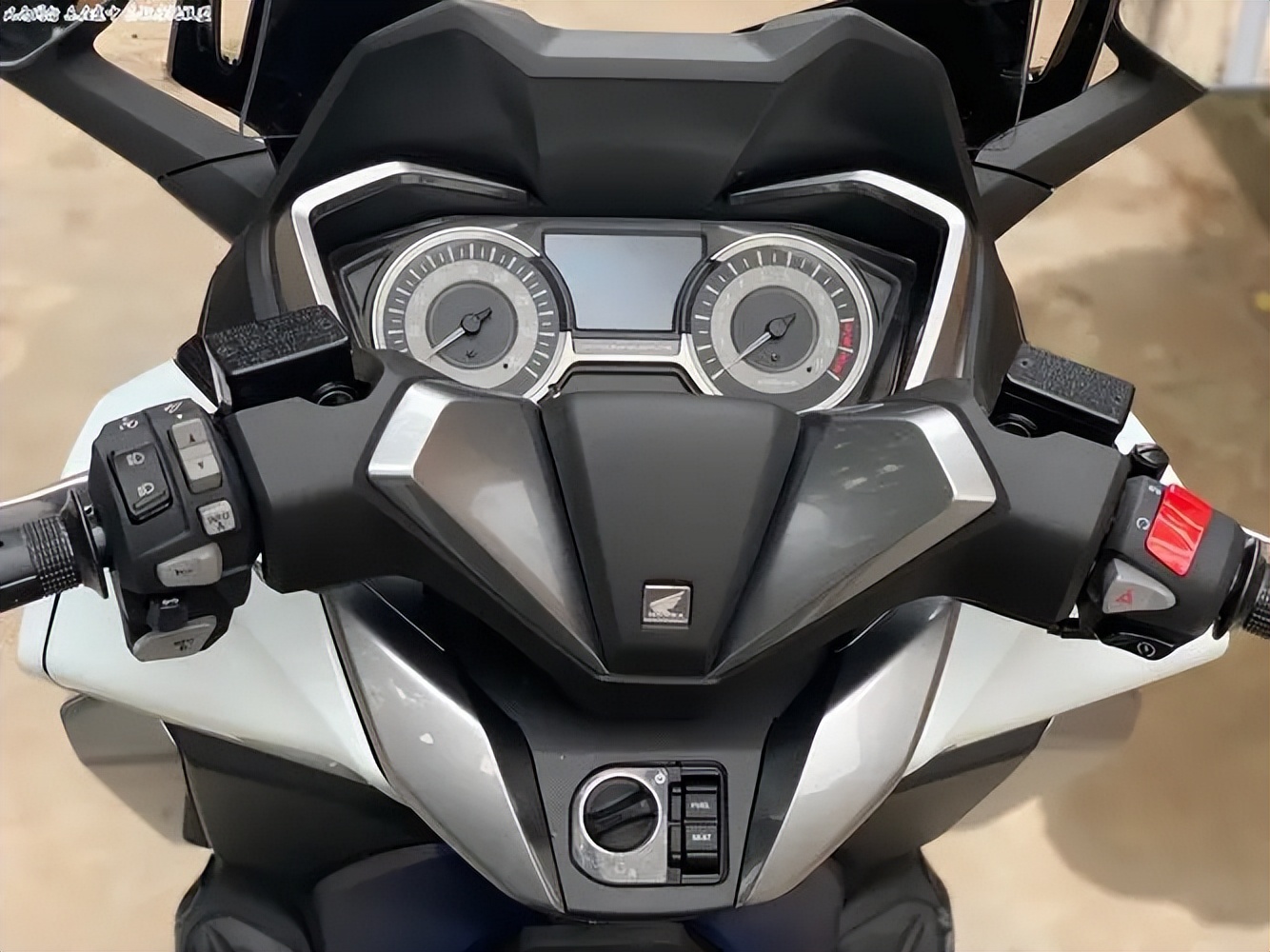 本田佛沙300国内预订,时尚运动型车