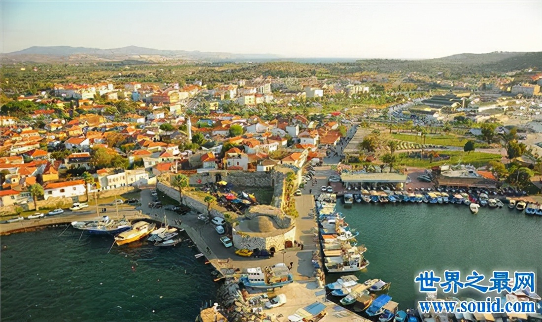 世界最拥挤的小岛,世界上最小的10个小岛