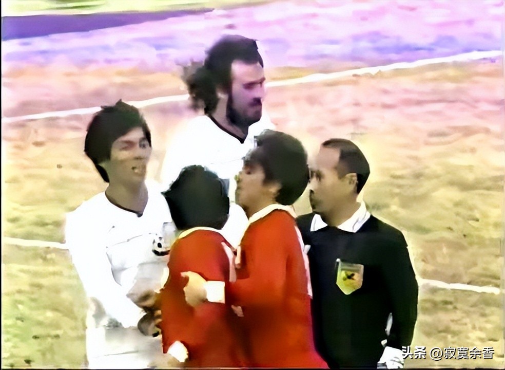 上个世纪80年代的香港明星足球队,八十年代中国足球队对香港队战绩