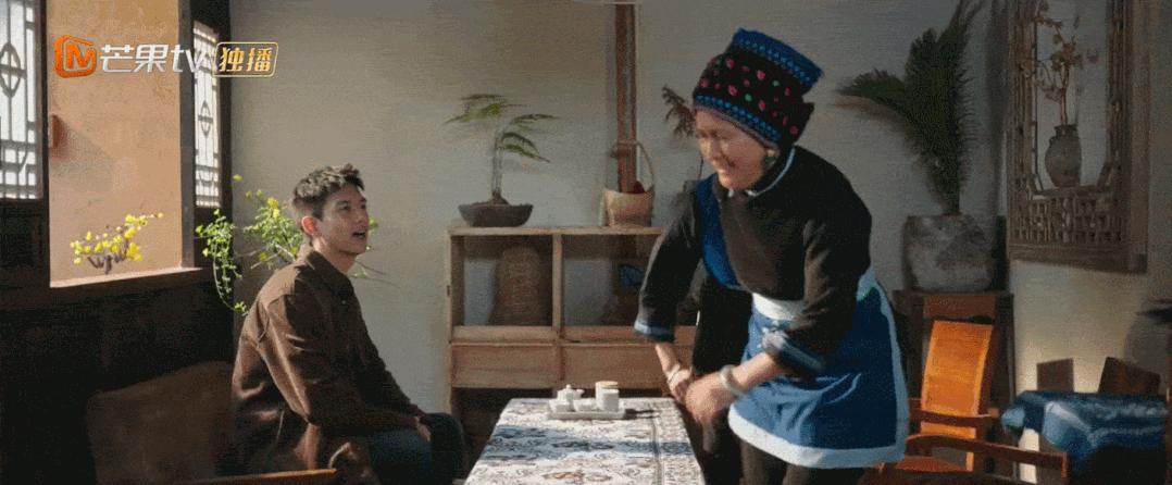 刘亦菲公开恋情后亮相,刘亦菲恋情网友爆料