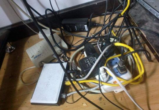 老年人电视机太复杂,智能电视操作复杂难倒半数老人