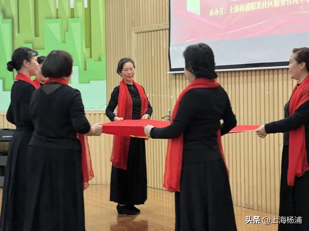 今天是*党**的生日,杨浦人这样为*党**庆生