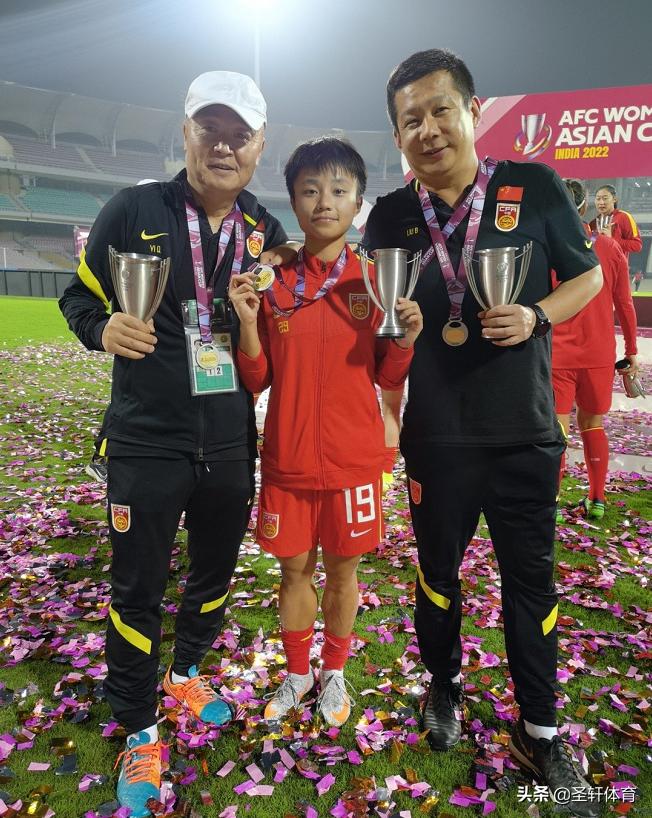 彭诗梦出击失误完整视频,彭诗梦世界杯多次精彩扑救