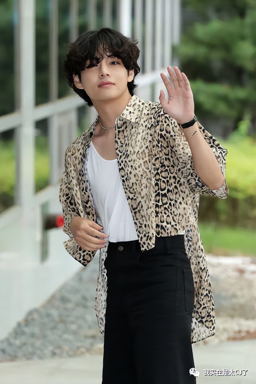 这岂止是恋情瓜啊，根本细思极恐