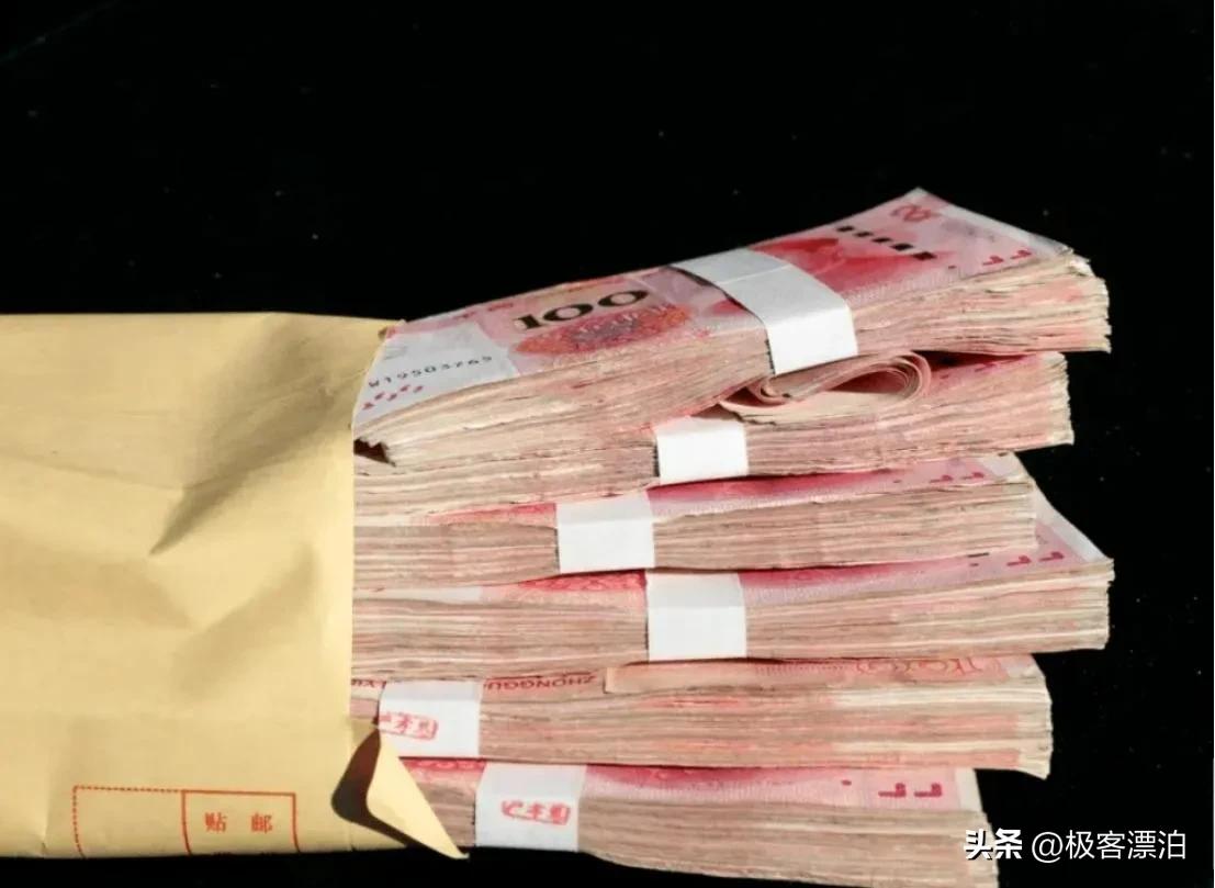 藏得太深！宁德时代和比亚迪的“幕后大佬”，居然是卖西服的？