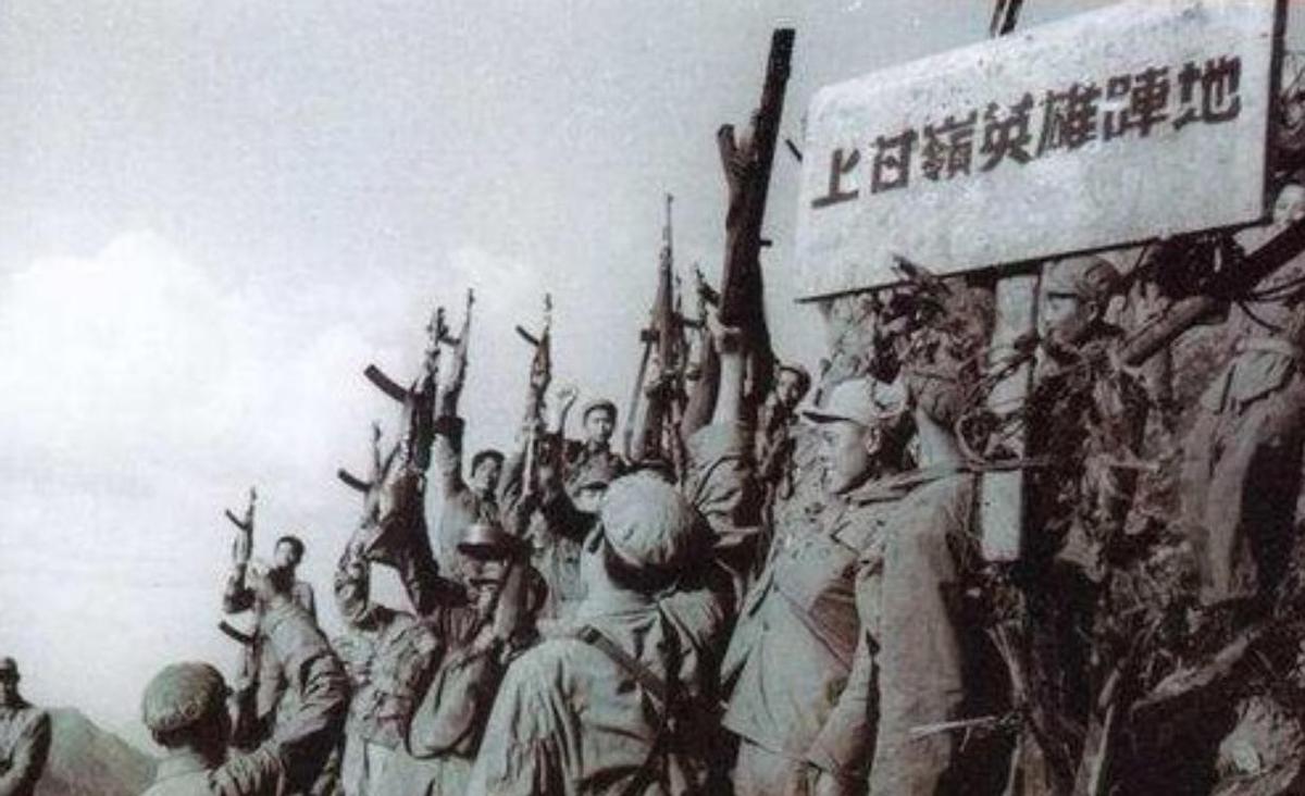 80岁老奶奶捐款5万被民警劝回,老人转账300万被银行报警真相感人