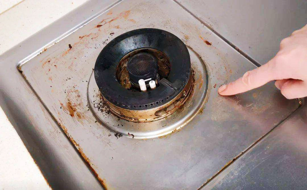 煤气灶太多油了该用什么清洗,煤气灶顽固油污