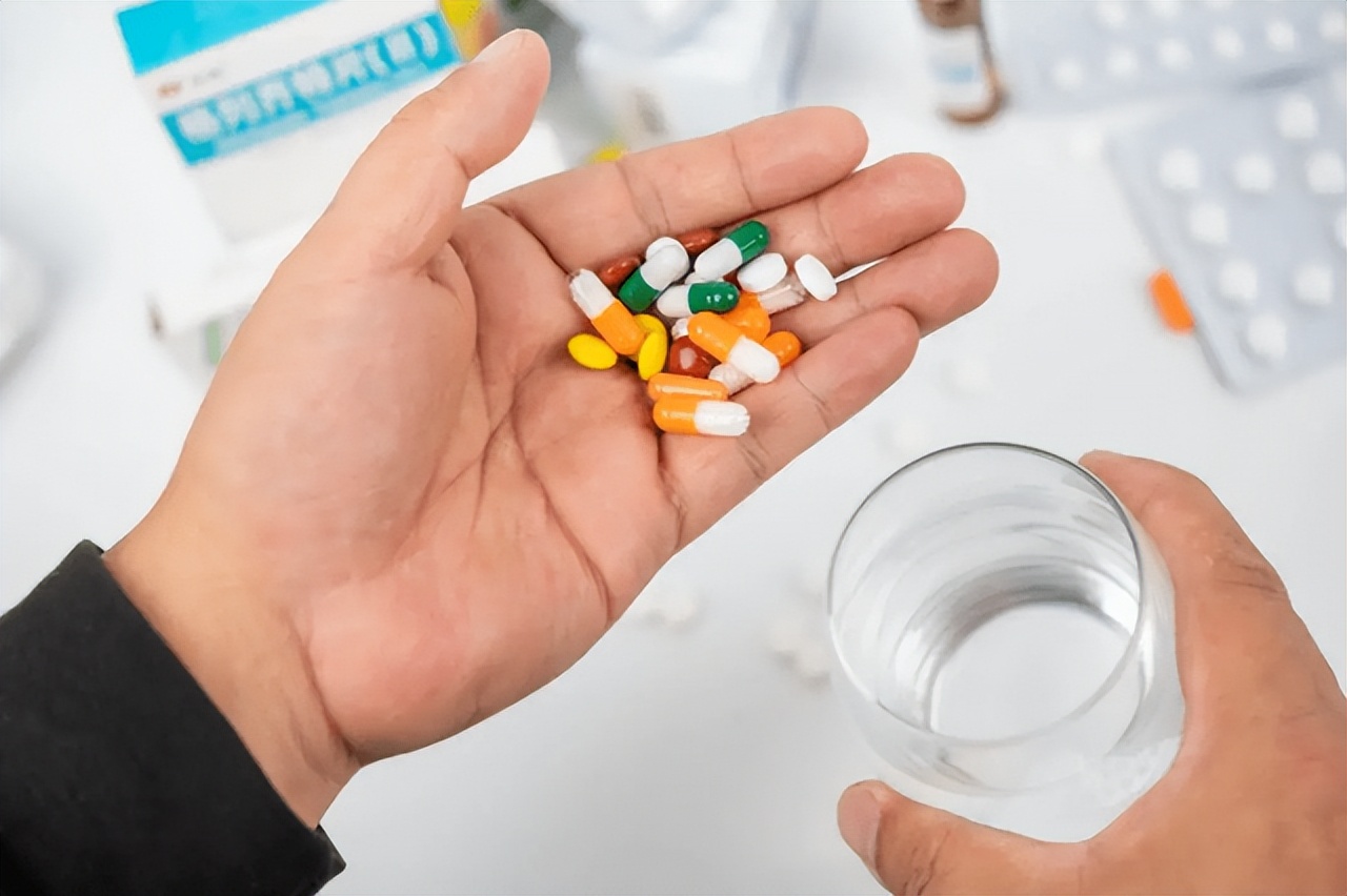 “阿莫西林”要认清，只对这5种病有效，乱用、滥用或会引火烧身