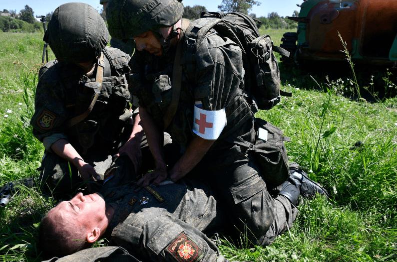 现代战场急救止血理论、技术与器材