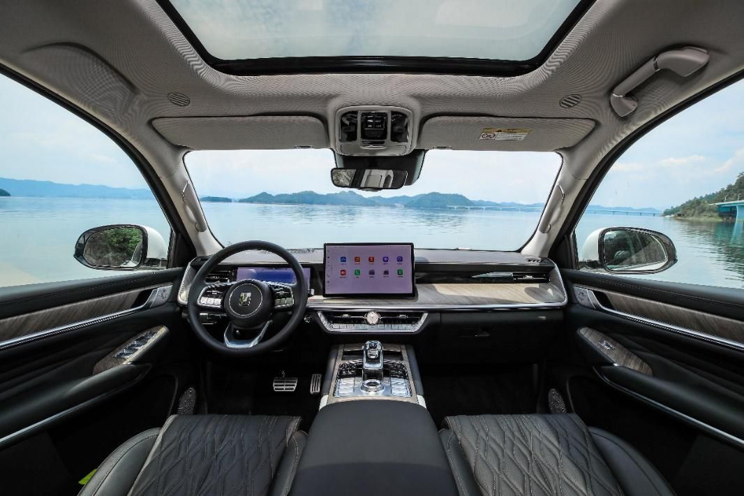 坦克500兰德酷路泽,长城坦克500hi4-t发布会回放