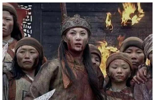 中国第一位女皇帝,称帝比武则天还要早37年,却下场凄惨