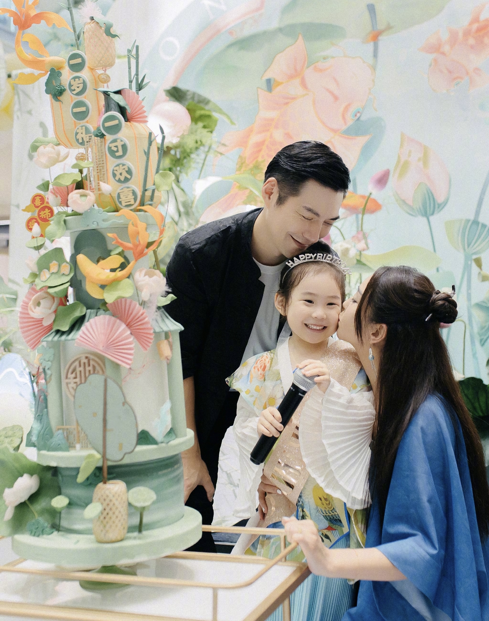 严屹宽女儿平安夜,严屹宽给女儿过生日