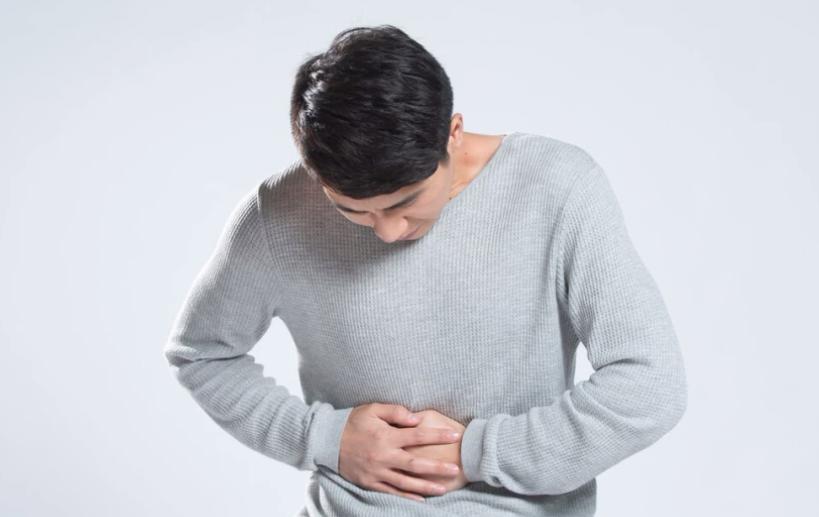 右肩疼了6个月查出肺癌，身上5处出现疼痛，或是癌症和疾病的征兆