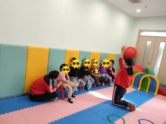 脑瘫儿童粗大肢体训练,脑瘫孩子的手部精细动作训练方法