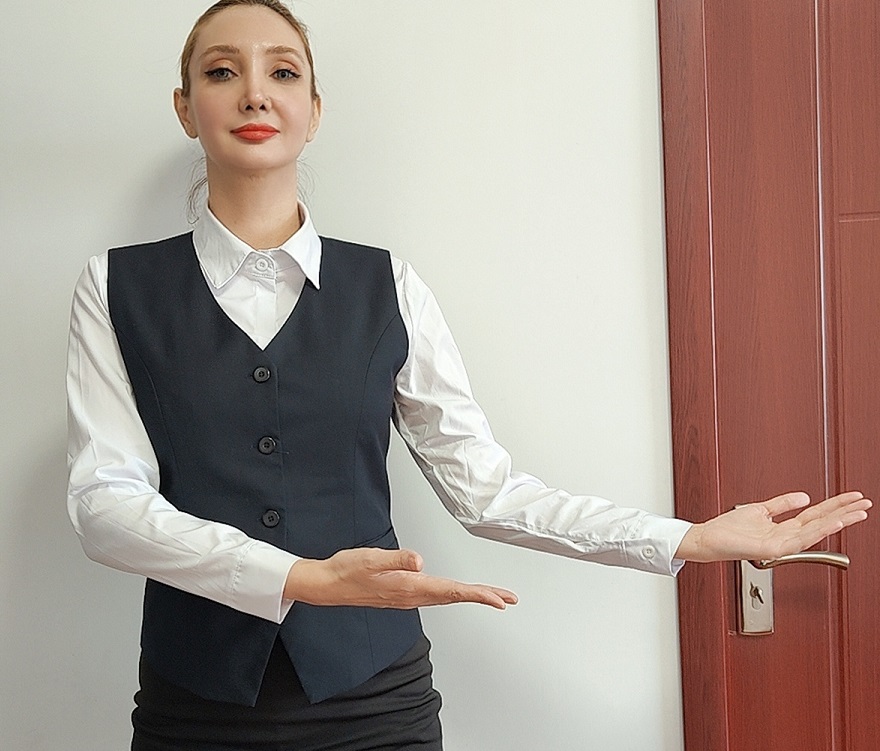 中国空姐迪拜嫁土豪,外国空姐和中国小伙去迪拜