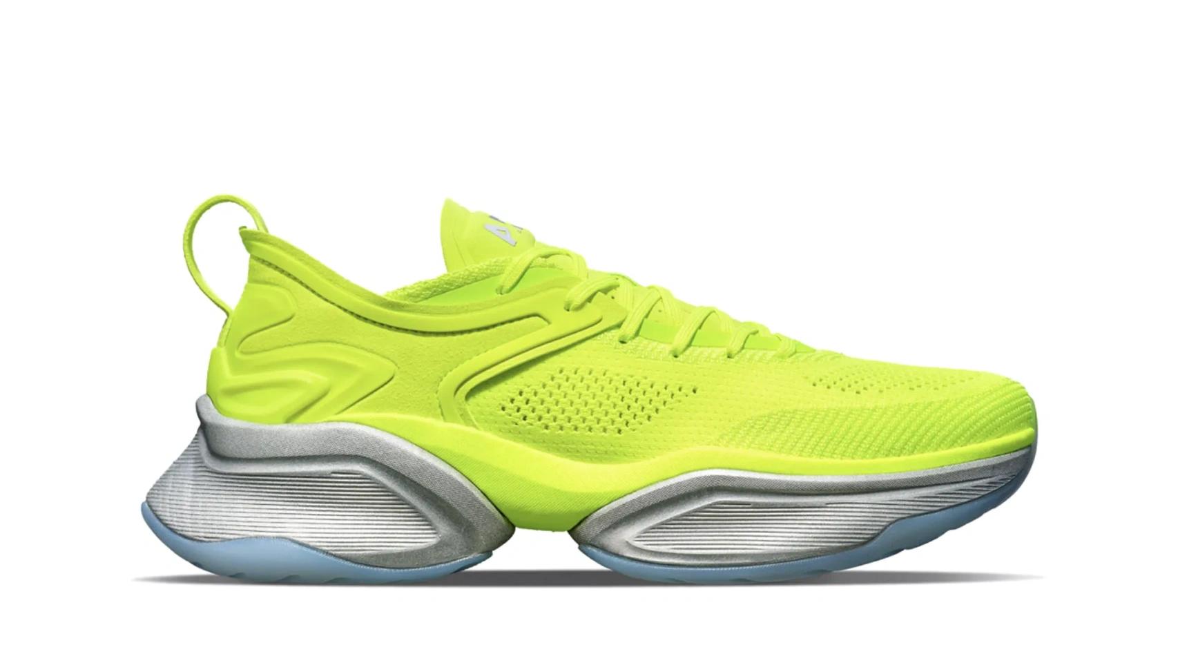 汽车品牌和球鞋对比,盘点汽车与球鞋设计的有趣联系