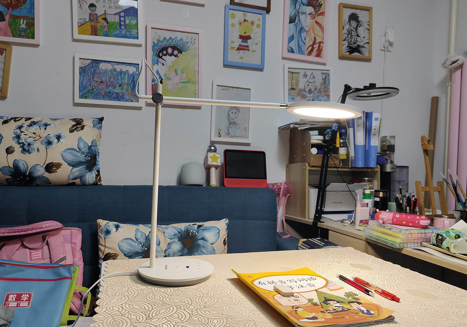 隔空操控，明亮护眼，南卡学习灯测评