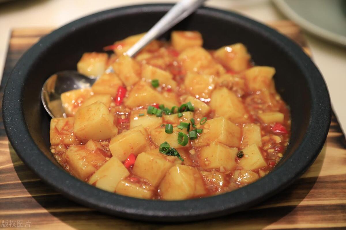 洛阳老街十字街,洛阳老城十字街小吃街推荐