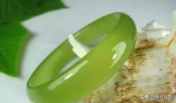 如何鉴定和田玉真假：和田玉里的七大造假之最