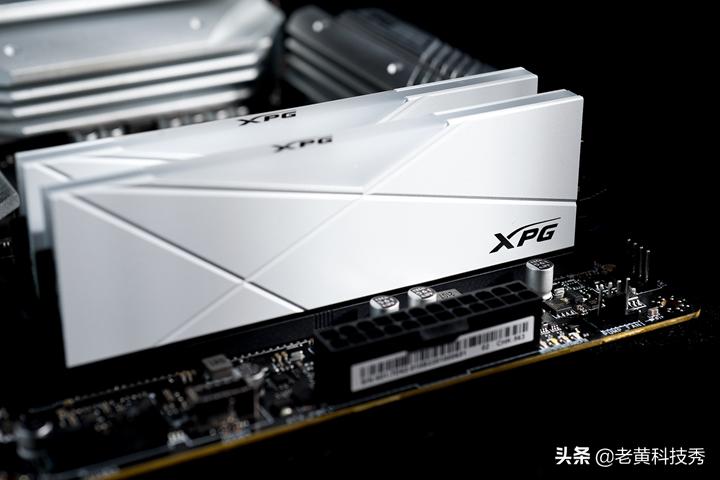 索泰高颜值显卡,索泰新款