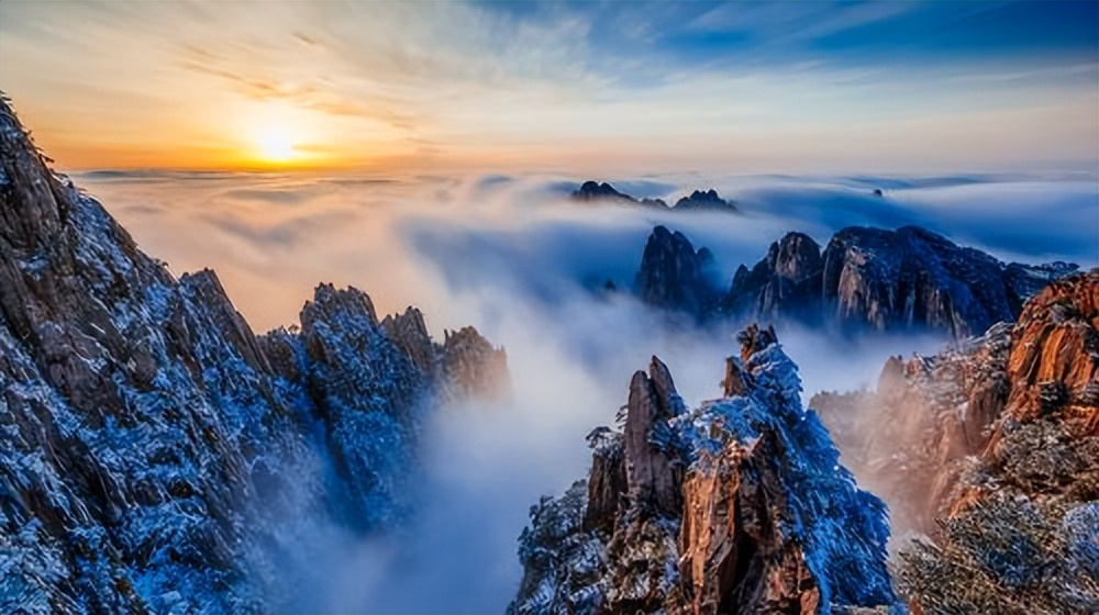 国内最值得爬的十座名山,一生必爬的三座名山