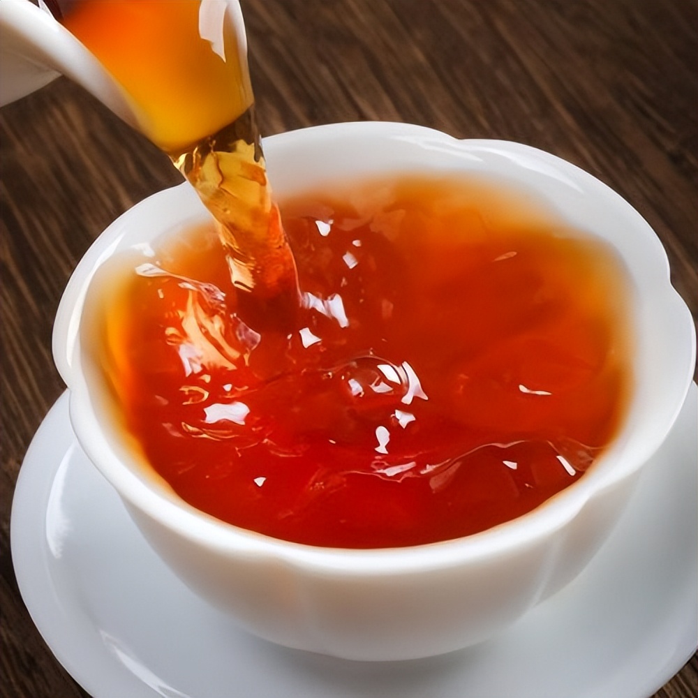 黑乌龙茶和普洱茶哪个减肥好,黑乌龙茶有助于减肥吗