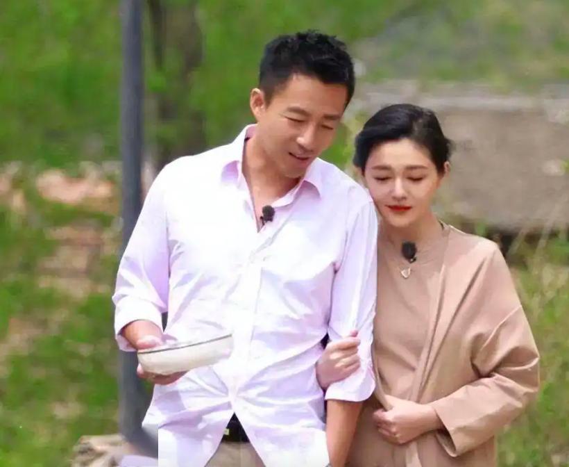 大S彻底翻车？花汪小菲钱买再婚用品，最后的体面被撕碎