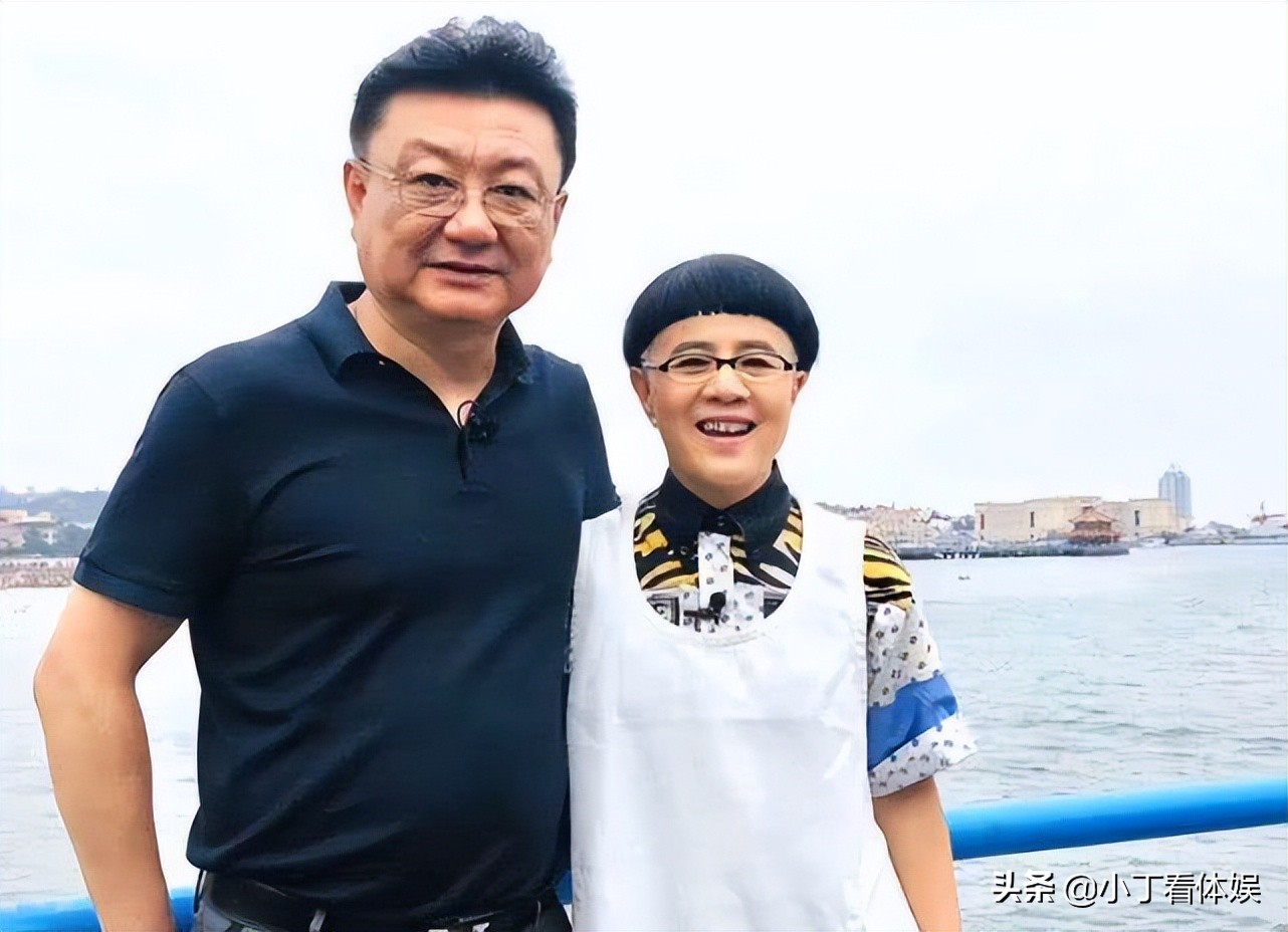 主持人王宁为啥要娶刘纯燕,央视主持人王宁现况