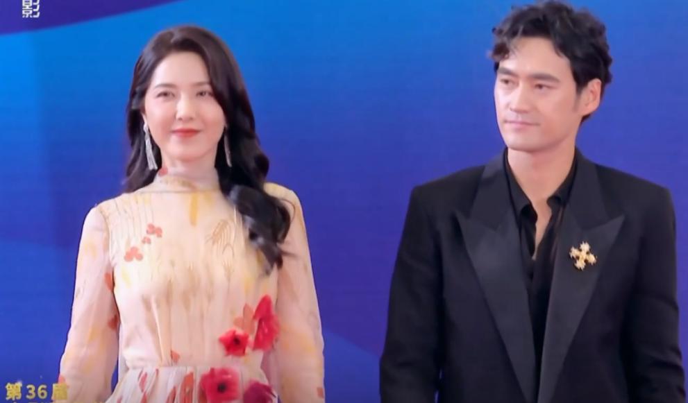 袁泉朱媛媛获奖视频,36届百花奖张译袁泉侯勇朱媛媛