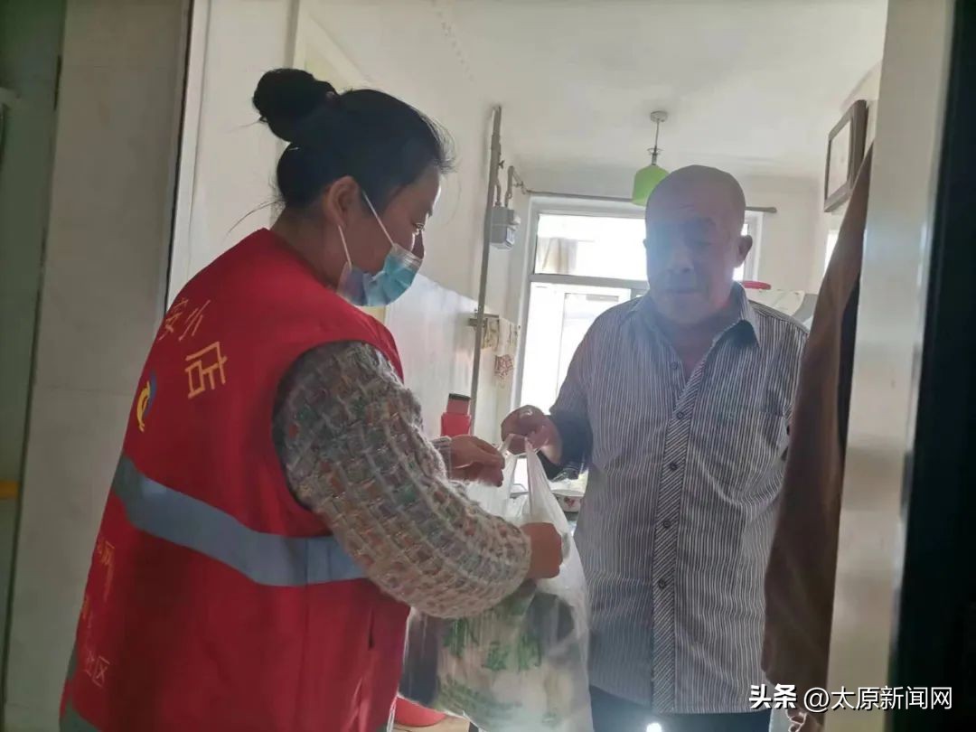 网格员疫情防控工作经验典型做法,网格员守点位疫情防控