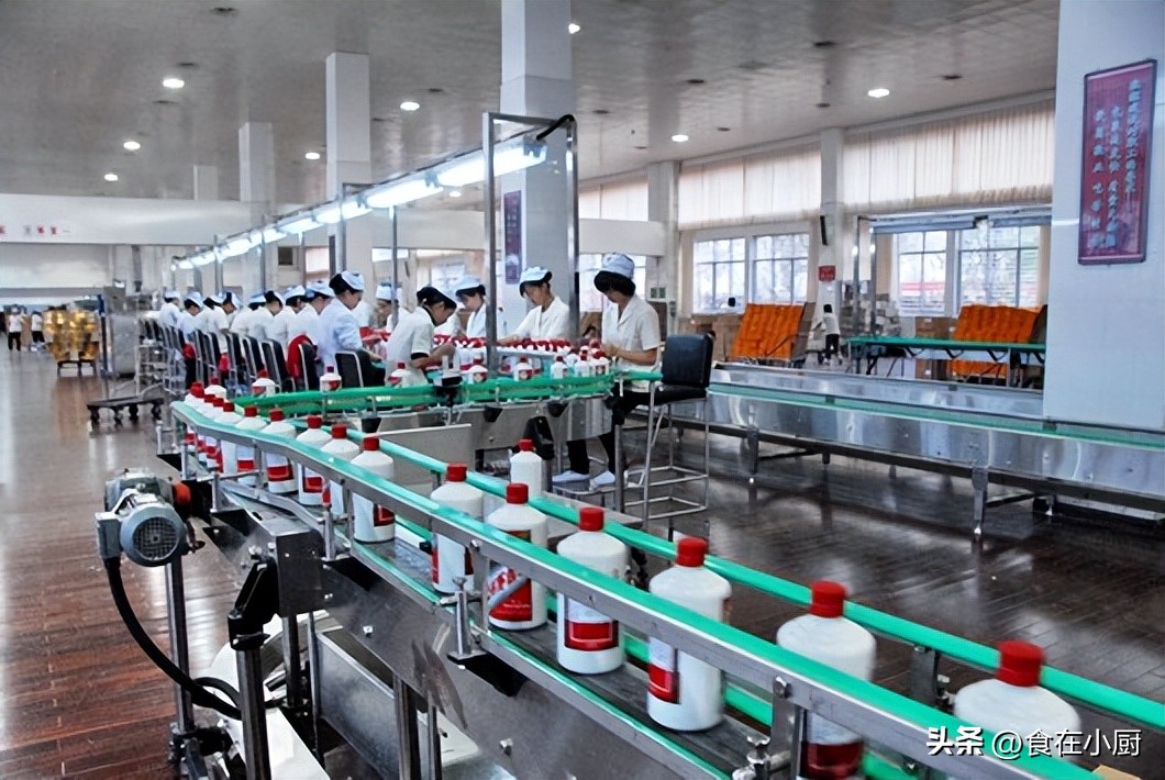 茅台酒厂女员工,茅台酒厂员工酿酒私照曝光