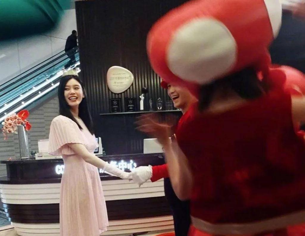 奚梦瑶婚后首亮相,奚梦瑶是不是未婚先孕