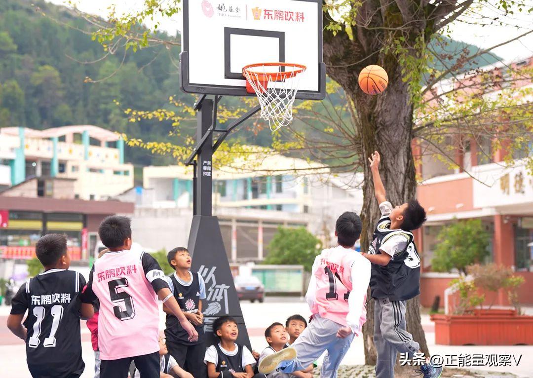 山与海相遇,山与海的相遇