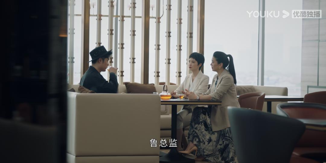 盛装出席真的很好看,盛装到底想要表达什么