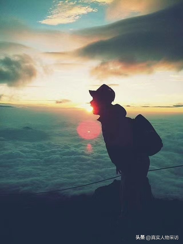 我19岁打工，21岁闯日本，曾因语言不通被骂哭，靠代购年销售6亿