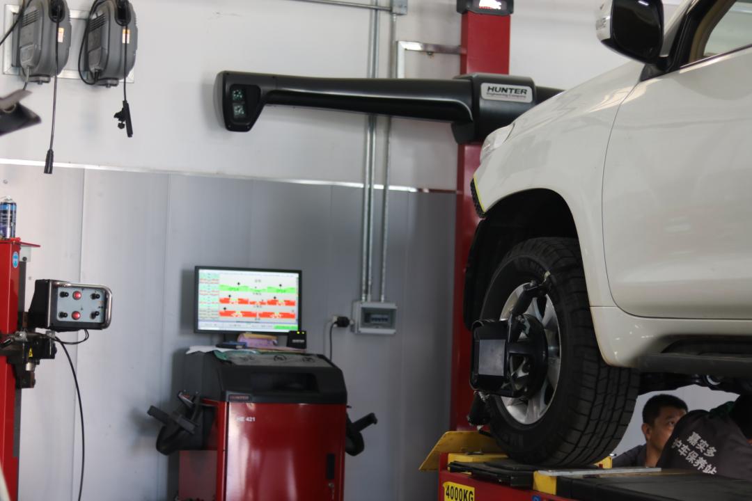 丰田霸道老车翻新升级好的出售,搞工地车翻新