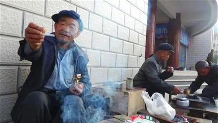 有志不在年高无志空长百岁啥意思,有志不在年高无谋空言百岁意思