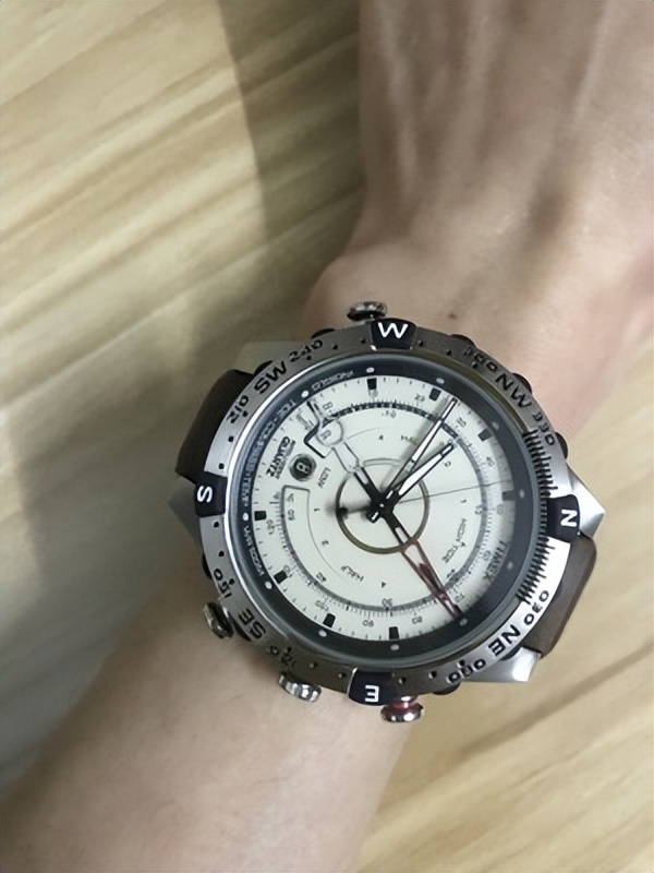 学生手表什么牌子的好,什么牌子的学生手表好