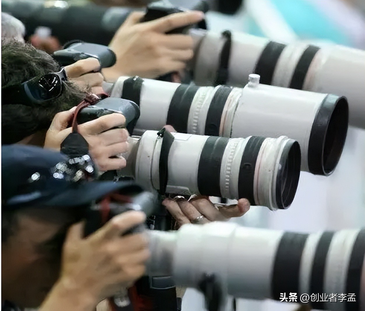 单反相机有什么难度中国造不出来,为什么单反相机基本都是日本造的