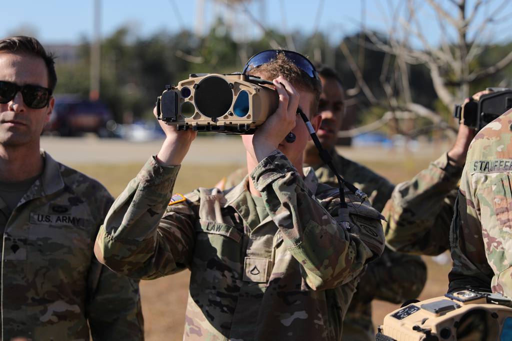 美军最新单兵装备2023解析,美军海豹突击队单兵装备