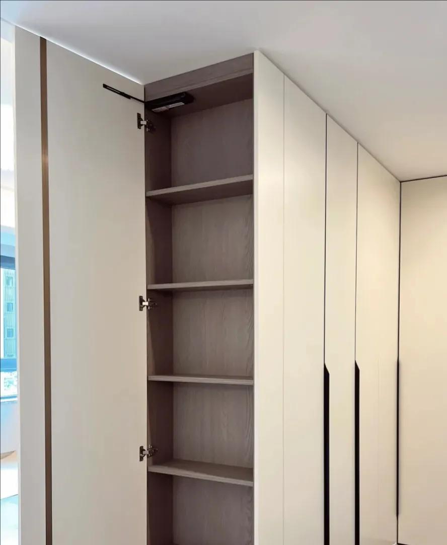 有把衣柜砸了重做的吗,如果衣柜能重做