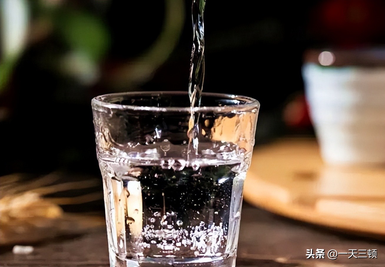 为什么那么多白酒从郑州发货,网上买酒为什么发货地总在河南