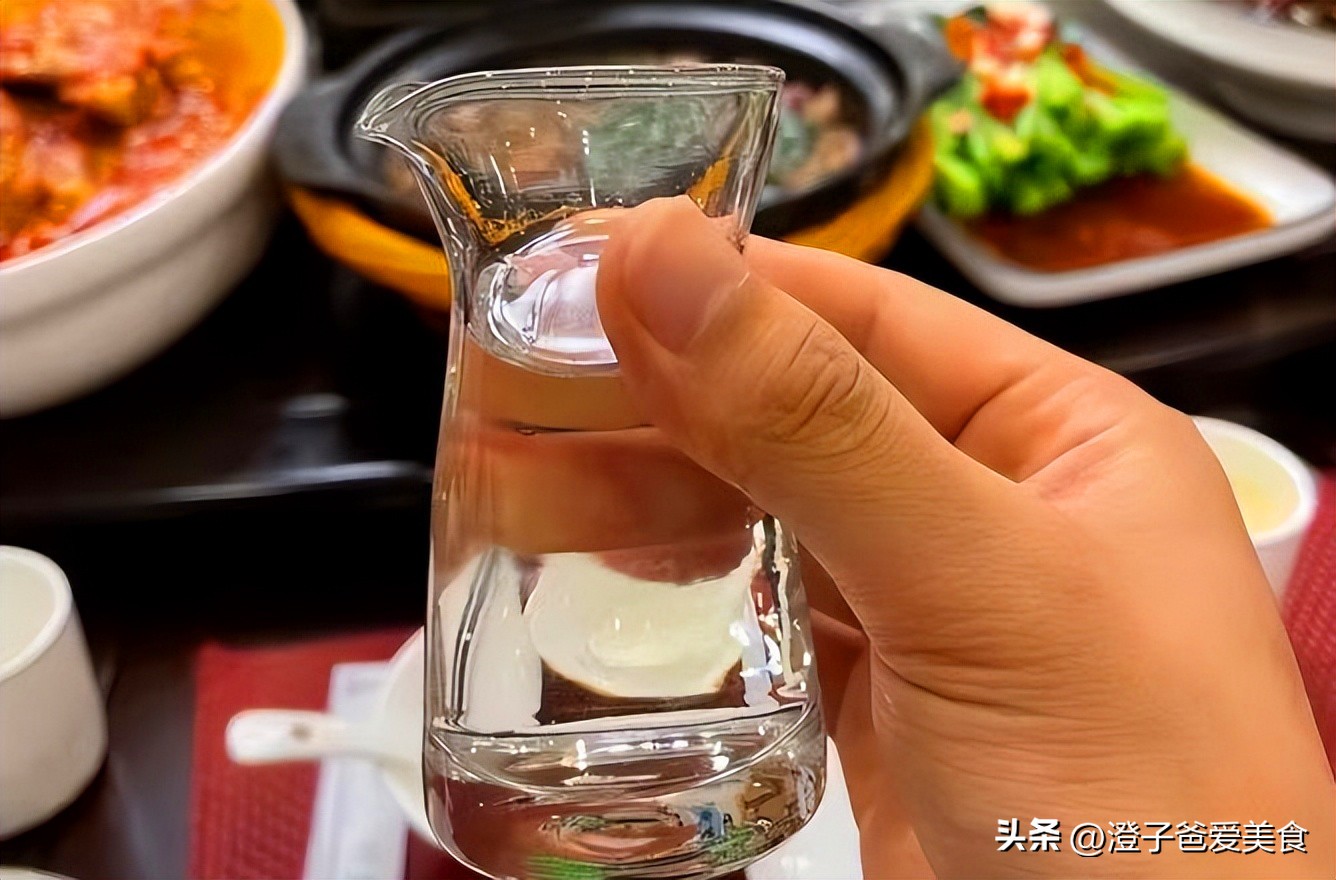 70鍚庤仛浼氭檼閰掓鐧介厭鍗曠伀鐖嗘湅鍙嬪湀,鑰佸悓瀛﹁仛浼氬枬鐧介厭