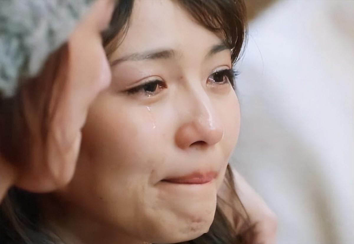 看见香蕉就流泪，一接吻嘴就肿，明星这些“隐疾”，困扰他们很久