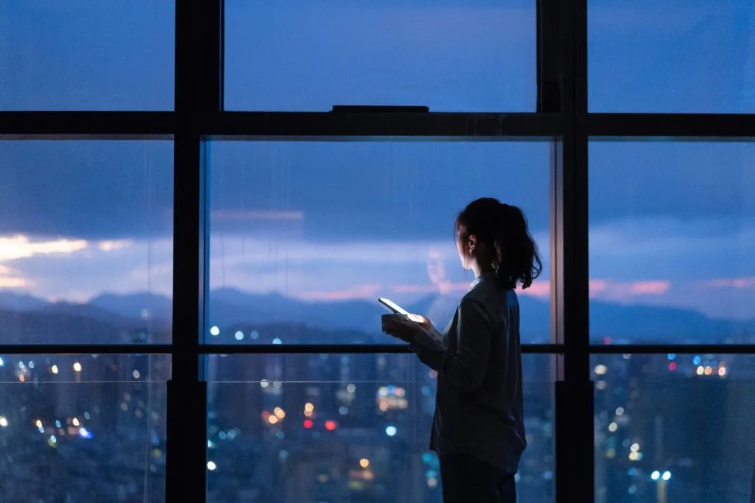 第一批进入大厂的00后，后悔了吗？