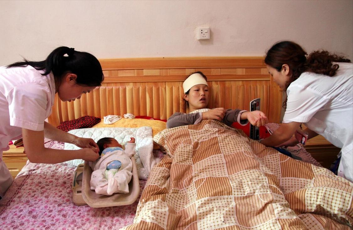 出现临产征兆孕妈要拿待产包吗,孕妇什么时候去医院待产比较合适