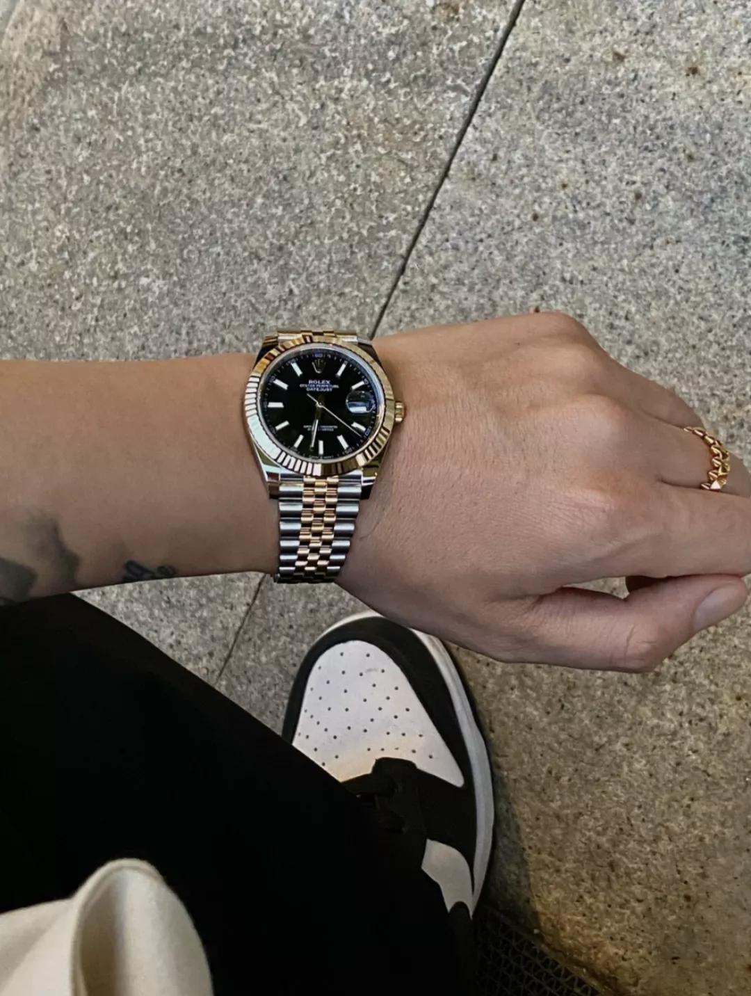 拿私房钱买表,为什么私房钱不能被发现